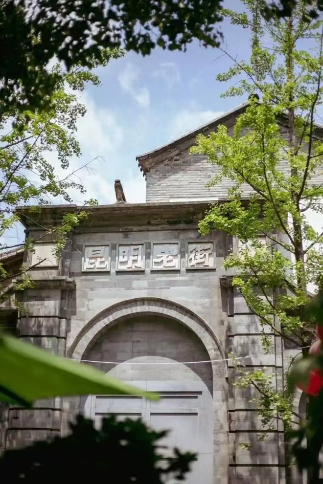 中国又一城市被“霸占”10万老外不愿走还想留下来结婚生子(图11)