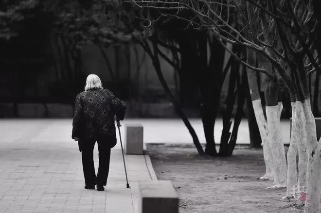 能活到90岁的老人大部分都是在60岁时戒掉了这5件事！(图4)