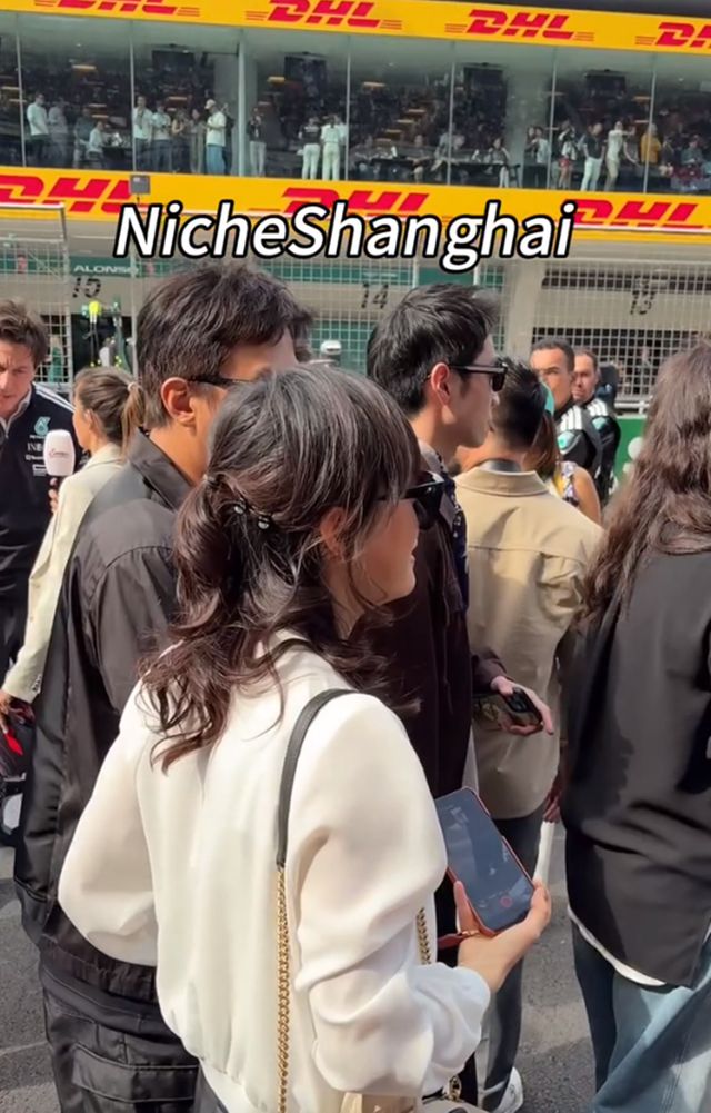 邓超孙俪一家F1观赛10岁小花戴耳钉墨镜超会打扮兄妹都好惹眼(图2)