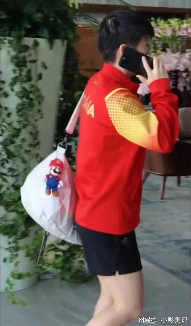 肯德基追加40万份礼盒2月3号为爱返场(图1)