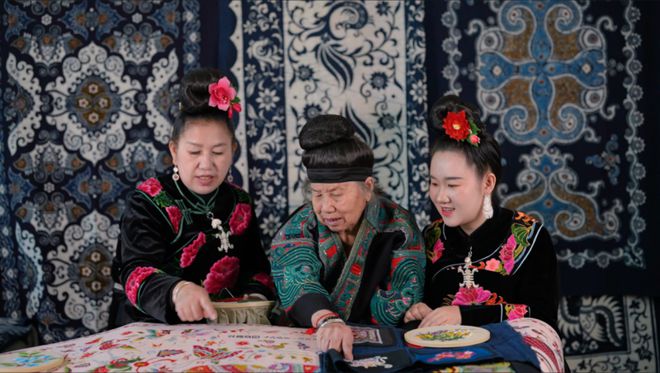 兴趣岛：在瑜伽垫上绣出中华文化的现代传承之路(图3)