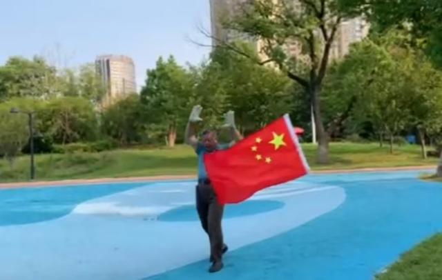 抖空竹传承文化强健体魄的民俗体育！(图1)