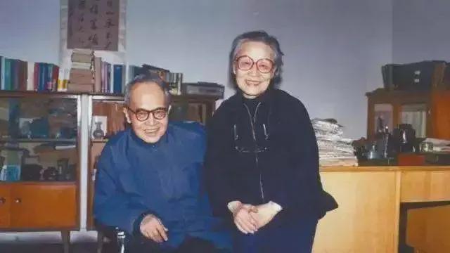 杨绛：女人对一个男人越来越好越来越热情、包容、顺从那么这个男人会变成全天下最不珍惜你的那个人(图1)