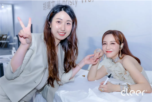 戴上CleerAI听新世界Cleer双旗舰新品ARC5音弧ip星弧全球首发！(图35)