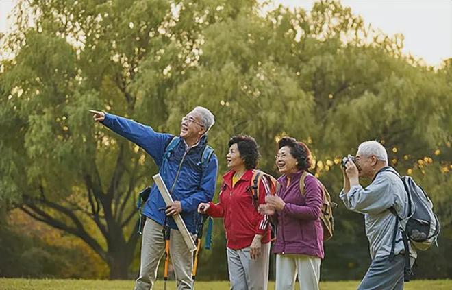 人到晚年如何富养自己？五大黄金法则晚年富贵双全！(图8)