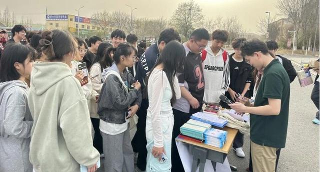 濮阳医学高等专科学校开展结核病防治宣传周活动(图3)