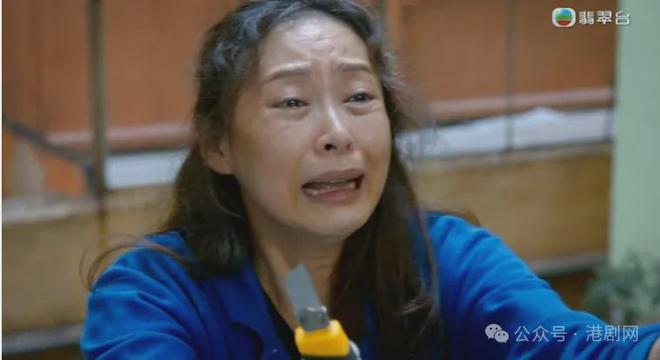 TVB视后姐姐大秀身材跳钢管舞！照顾男友子女被封【最强继母】(图8)