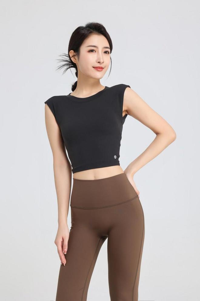 AMOCE阿莫思服饰：研亚洲人体特点引领时尚运动新风尚(图3)