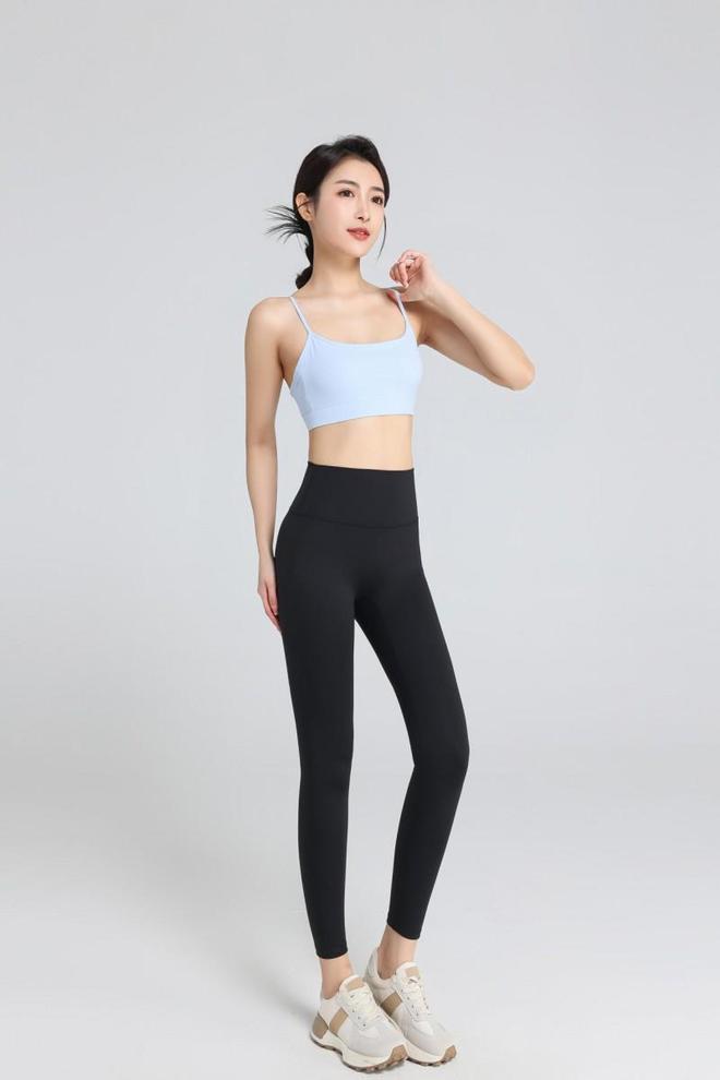 AMOCE阿莫思服饰：研亚洲人体特点引领时尚运动新风尚(图2)