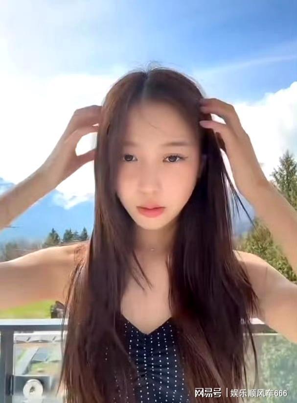 赵薇15岁女儿近况瑞士留学宿舍拍灵气小姑娘变“网红脸”(图3)