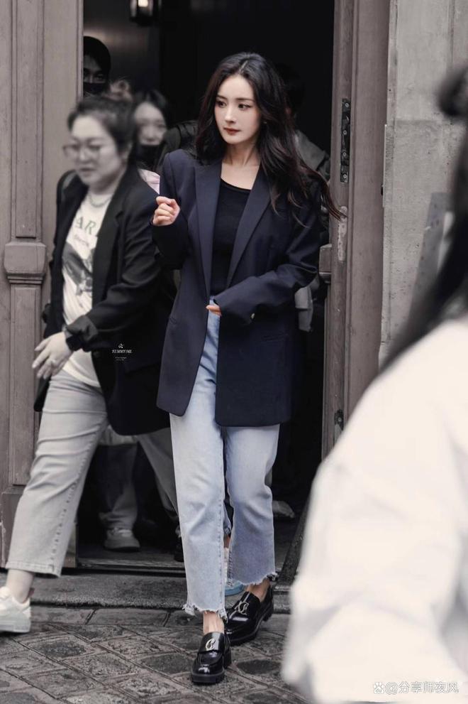 白T恤和牛仔裤是最经典的搭配吗(图5)