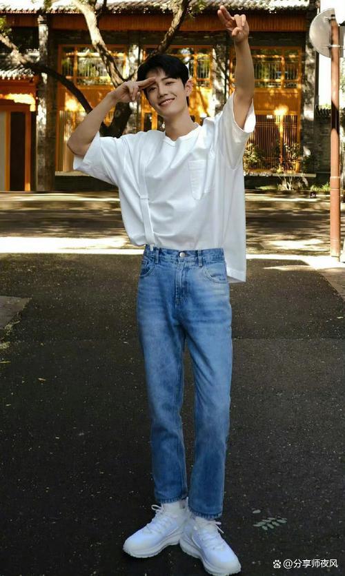 白T恤和牛仔裤是最经典的搭配吗(图6)