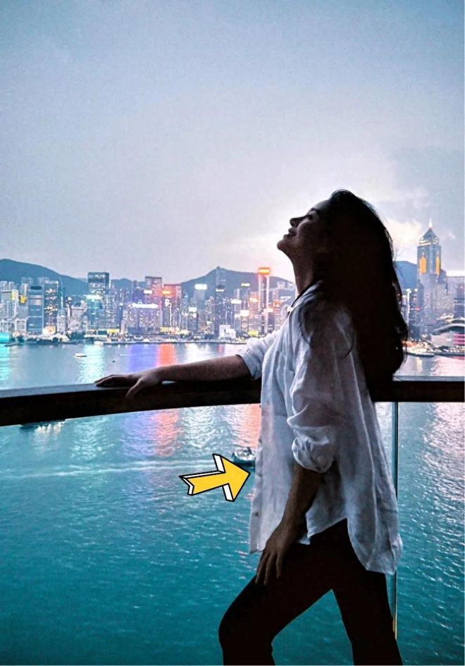 杨采钰晒产后照片她住香港K11楼上的月子会所她身材已经恢复(图1)