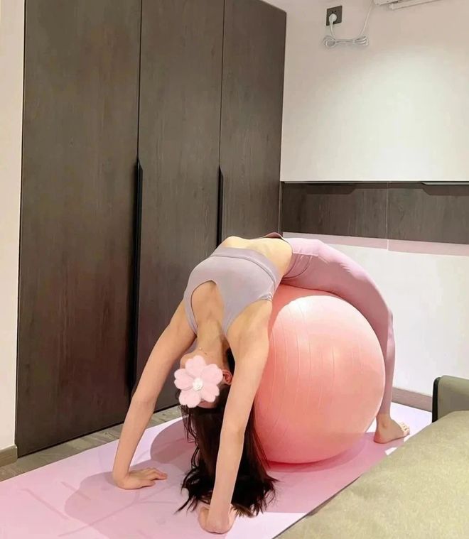 盘点那些奇葩的瑜伽姿势瑜伽对女人有什么好处？(图6)