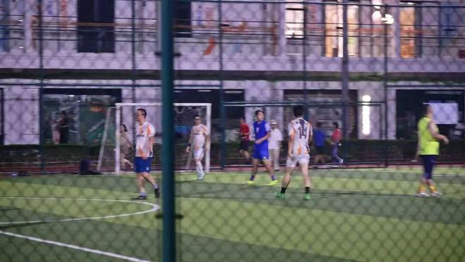 瑜伽、尊巴、八段锦这个“宝藏公园”里藏着一所健身夜校！(图1)