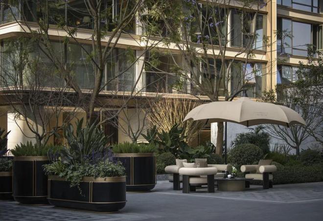 热搜好房保利花照天珺售楼处发布_花照天珺打造理想品质生活(图3)