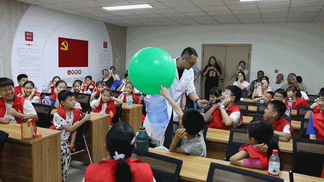 2000场活动、197项服务奎文区把“文化客厅”开进小区(图2)