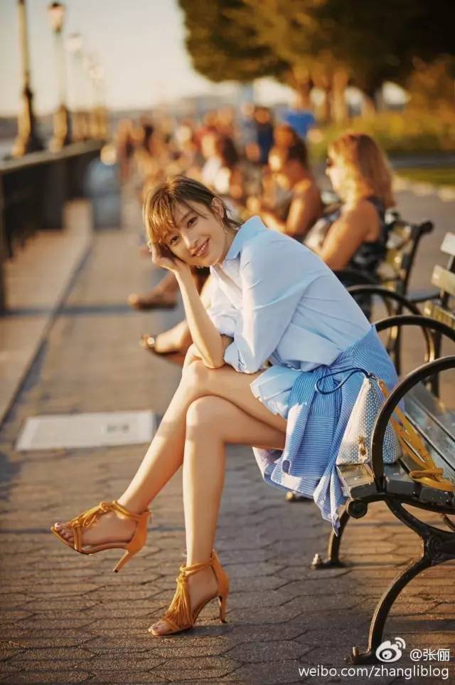 被骂最丑校花撞脸吴佩慈被男友劈腿的她如今变身蔬菜美少女！(图14)