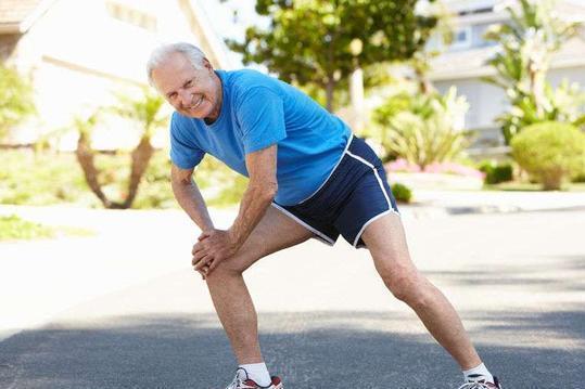 瑜伽动作怎么选？老年适用的改良体式(图5)