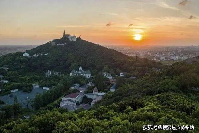 佘山东紫园售楼处电线)佘山东紫园售楼中心地址楼盘百科首页网站楼盘百科首页网站24小时热线电话(图3)