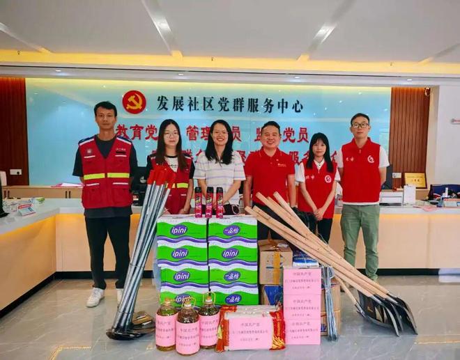 商圈“潮”我看党建“正当红”!环五邑华侨广场商圈季度精彩回顾(图2)