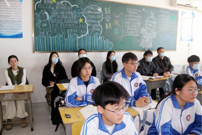 一线“把脉”助推教师专业跃升(图3)