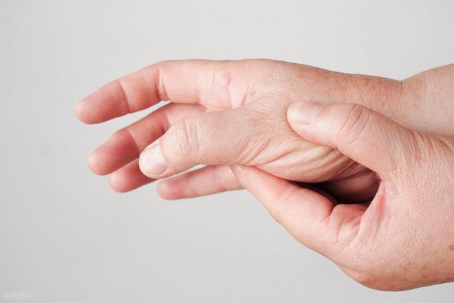 肺癌提前一年就有征兆？医生提醒：身体这3处变化别忽视(图5)