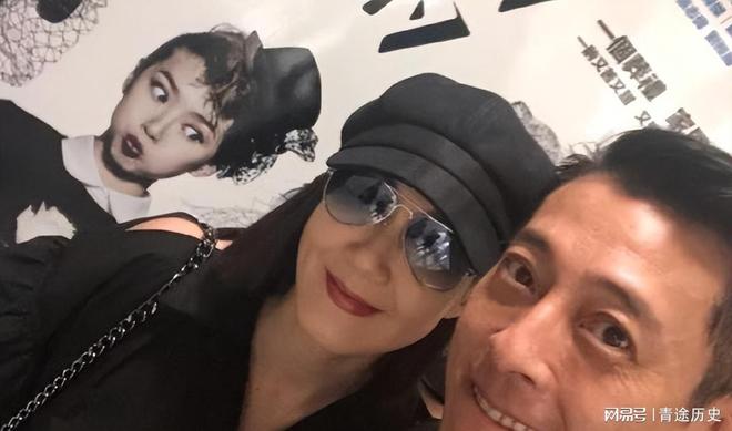 这对夫妻坚持26年不吃肉不生子就为不变老如今54岁近照不敢认(图5)