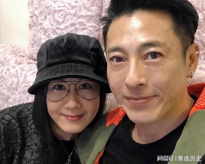 这对夫妻坚持26年不吃肉不生子就为不变老如今54岁近照不敢认(图7)