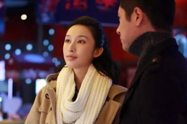 被骂最丑校花撞脸吴佩慈被男友劈腿的她如今变身蔬菜美少女！(图7)