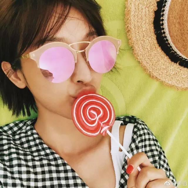 被骂最丑校花撞脸吴佩慈被男友劈腿的她如今变身蔬菜美少女！(图22)