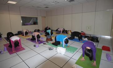 练瑜伽需要注意什么事项(图1)