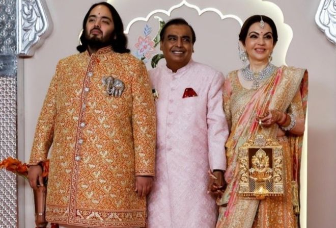 印度富婆妮塔:在27层高楼做瑜伽被首富独宠40年比女儿儿媳都美(图20)