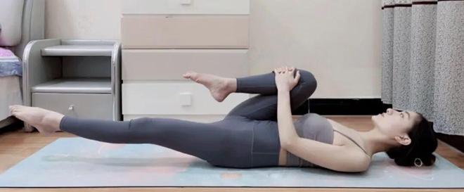 春节大鱼大肉消化不了？三个瑜伽体式快速助消化改善便秘(图4)